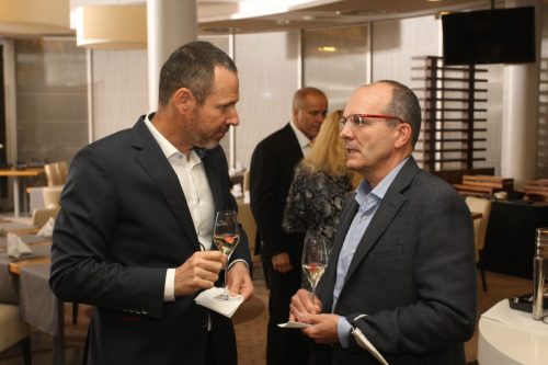 2F327328-0745-483E-95D3-130F2F2C4E16