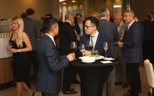 3E20B4DF-ACFF-46AB-AC3F-20B9DD38C820