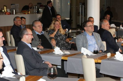 BA562316-BDE9-413A-A77C-F34EC3EAF58E