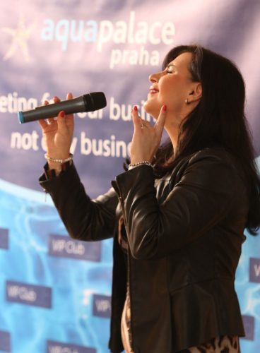 0DE45079-AAEB-4E08-84DF-D6077F0C96FC