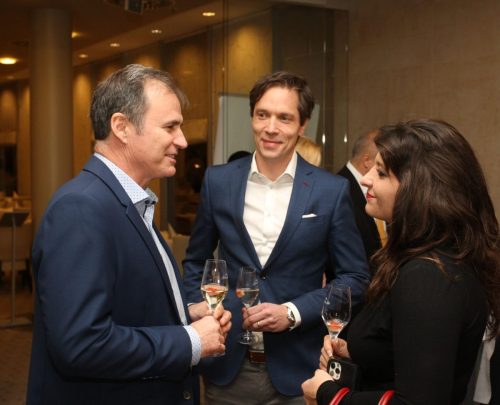 12DAE1A1-C774-472A-A2E2-60302F55FC0F