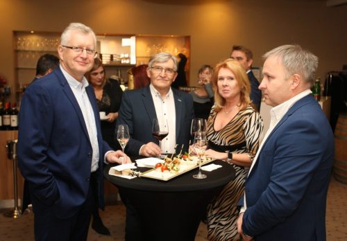 C517BE2E-D221-4429-96A5-F4B1B4E96AAE