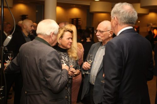 D1512DD6-70CD-4C37-A4E1-F9D0F53EB10F