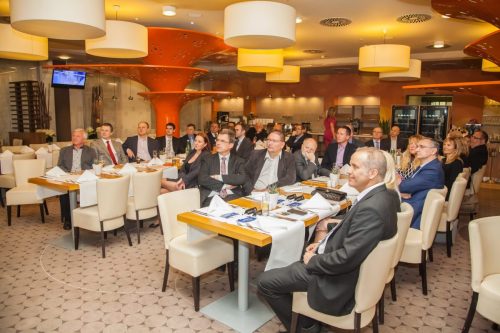 AQPC 04 2016-0083-FHD-nocrop