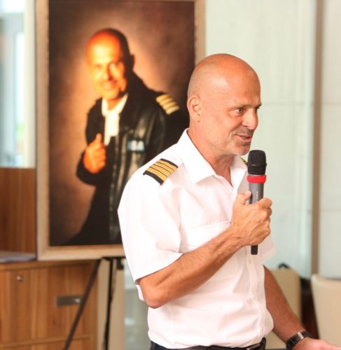 07A0E6BA-3035-4132-A097-901C9A9F8EDB