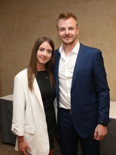 8B5038A9-DC9D-4DDF-8E4A-27E9B9C3D170