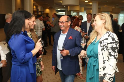 CC49C43C-876B-4628-8940-BD3EDB57F1A5