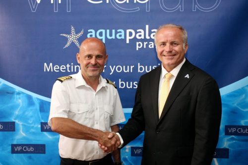 CC5C86CE-5DA7-4D5C-9475-DB13103C10FA