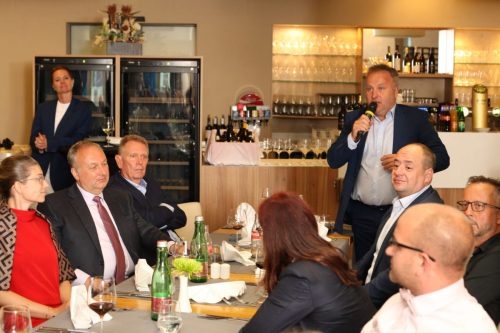 E1C8B65D-28AA-43DB-AFFA-39C2C6DA7ED2