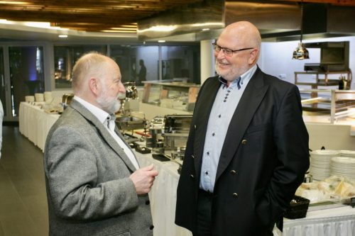 0ACBB7E2-ED6C-43B9-92F5-DAA4DBDF74C3