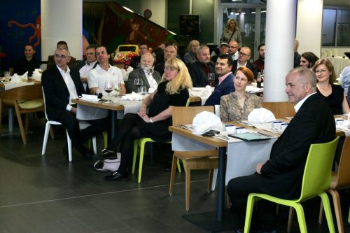 53556C3F-31EA-4A68-8CFA-50724ECCCDBC