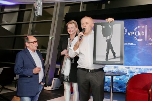 5DE150D3-48CB-43C8-B135-988F25CAE8E1