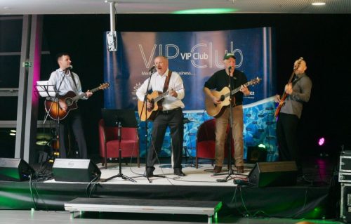 6331721F-02DF-47E2-BDB2-CBA9D3FB1FDC