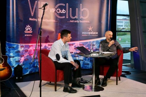 7FE94479-D48C-4197-B9E1-76E4BC9EE9D9