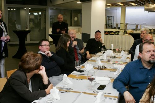 879AAF1A-EBA4-4156-809C-BE00799D0DC2