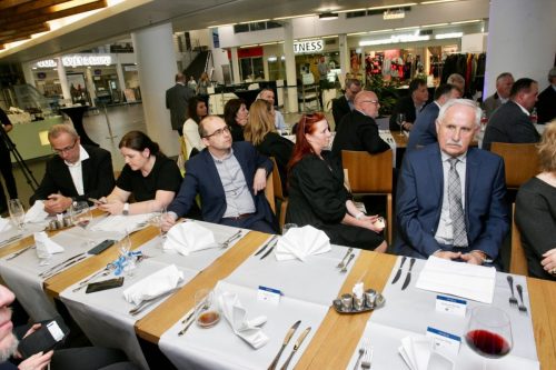 AFD46E14-8BA0-40D7-B6F2-5EE014838345