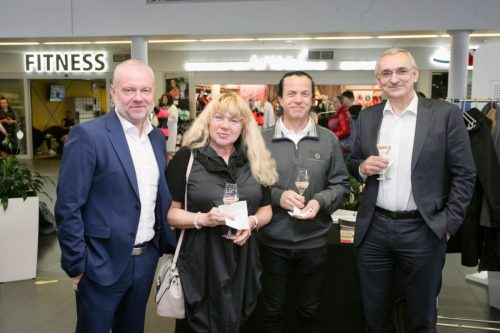 E595E93D-95E1-4096-89ED-7347A262AA74