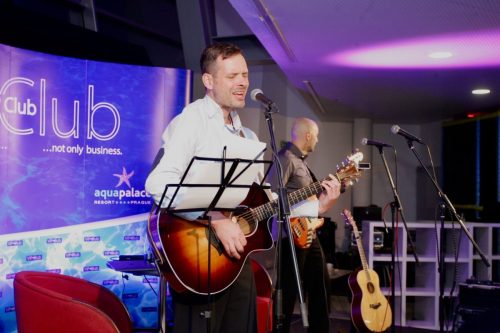 EFAEB4E9-F6E8-4B9E-9E57-5336E80D2ADE