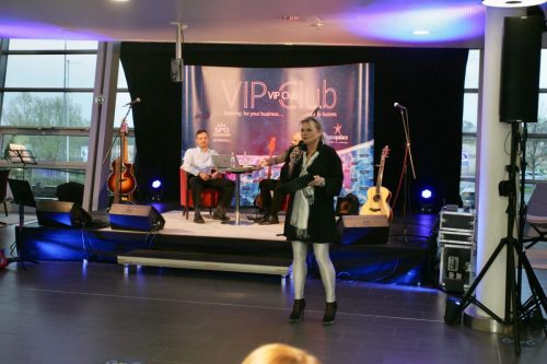 FE54A482-2E48-4734-B1B7-0A5A0665D129