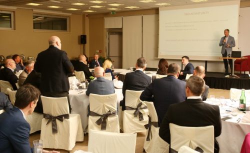 5072DE41-2570-4187-B7EA-5008E2CD187A