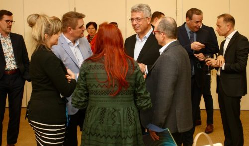 6ADDCF16-15FF-4CFA-858B-9C29C1E64CEF