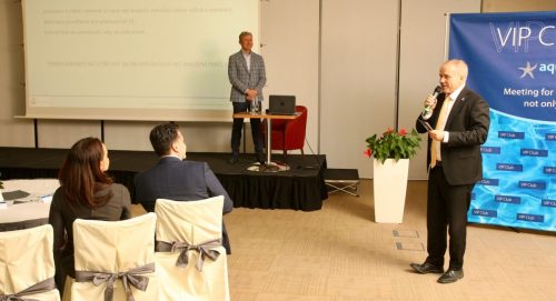 8C771995-CE1D-4A40-8131-26D8A6FEC1B0