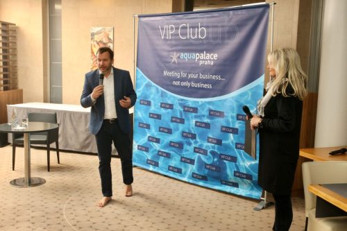 5D484454-CC05-427E-BFB7-265AC0721966