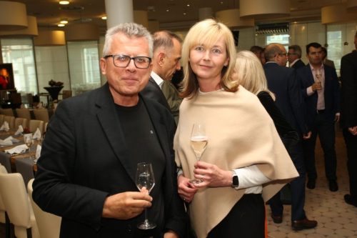 0793E55C-DA47-4929-8344-719B43D08739