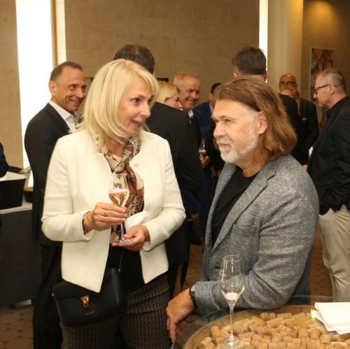 45BC4770-8F42-48A0-AD9D-789697EA6B27