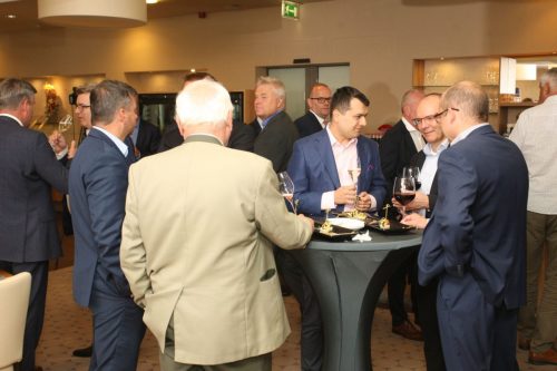 5836DA0A-8F72-43C4-94C6-B1634B82BE81