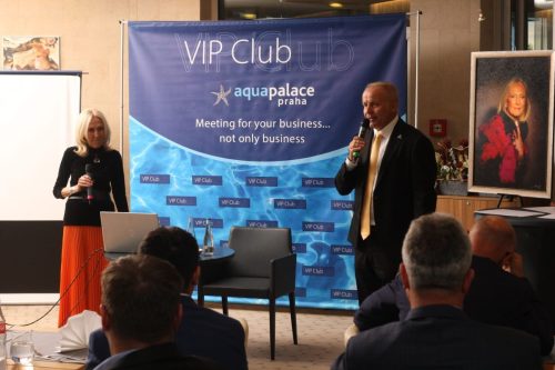 88AC3ECF-4F88-418E-A807-C3B6090DF55E