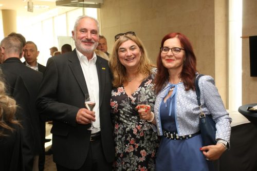 F4117625-5C13-4EE4-91BC-4AF18BF81BBE