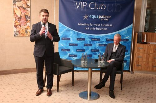 02A83A90-DF45-4330-82B4-A192C7B1BE37