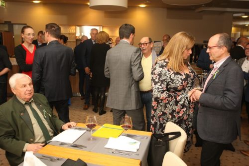 4899C11C-936F-479C-855F-005EB8852C41