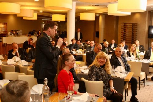 5D725FFF-927A-49CF-8D74-36D26A7214D6