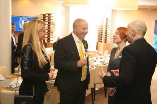 C634905B-0C74-4497-B806-6E9136F8E319