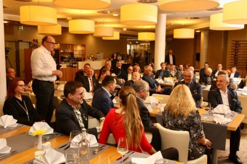 DA4DBDAE-02E8-4EF5-AC93-1C3D46E99CDA