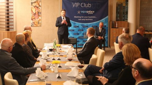 EDF62E02-C6FB-4EB9-9ACF-5DEFCC8C4814