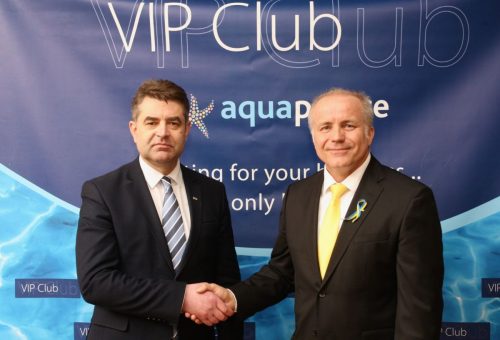 F629CC60-4DBD-481E-91FE-14123C5074E0