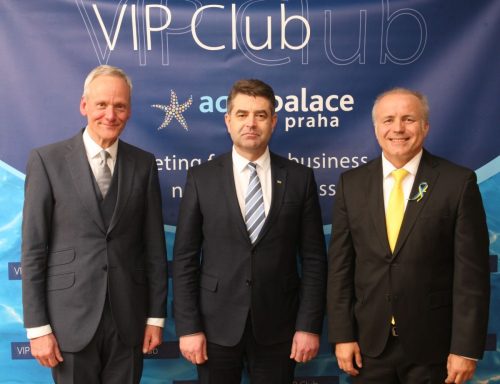 FD5FDA4B-7AEC-451F-827E-A1066B4397D9