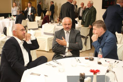 0F4DB10A-1A0B-4EFB-877E-70111C604AC2