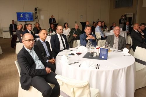 117C3929-FE69-4D9C-B3DD-D4B7B4DA4E61