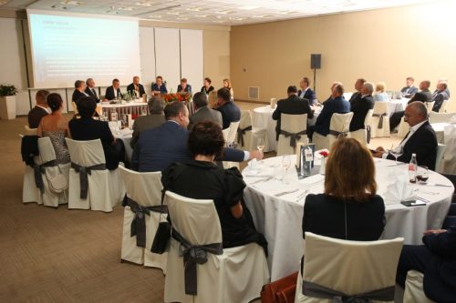 9C8FACB1-992C-4760-8D08-374B4A96B700