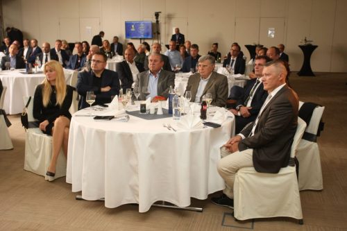 9DAE9950-3D87-4D52-9C9F-7D2F35FC2B31