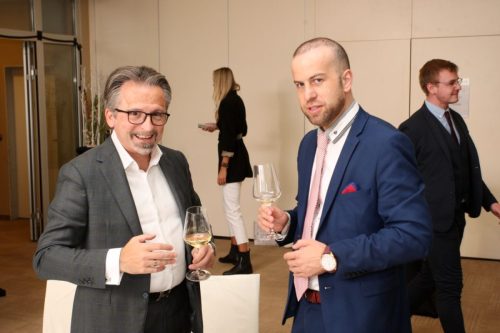 BBD66A5C-7929-4CC9-A120-C51E86D09F0D