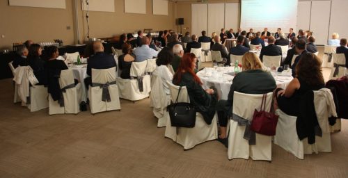 EDDA5B28-B888-4965-8E4D-0B1730DF78C1