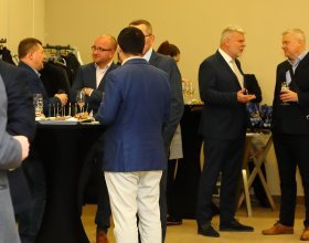 Martin Kupka, ministr dopravy (43)