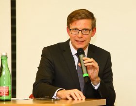 Martin Kupka, ministr dopravy (124)