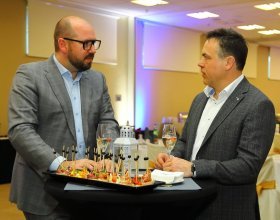 Bohuslav Svoboda , primátor hlavního města Prahy (23)
