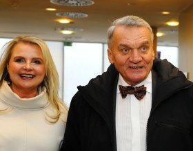 Bohuslav Svoboda , primátor hlavního města Prahy (33)
